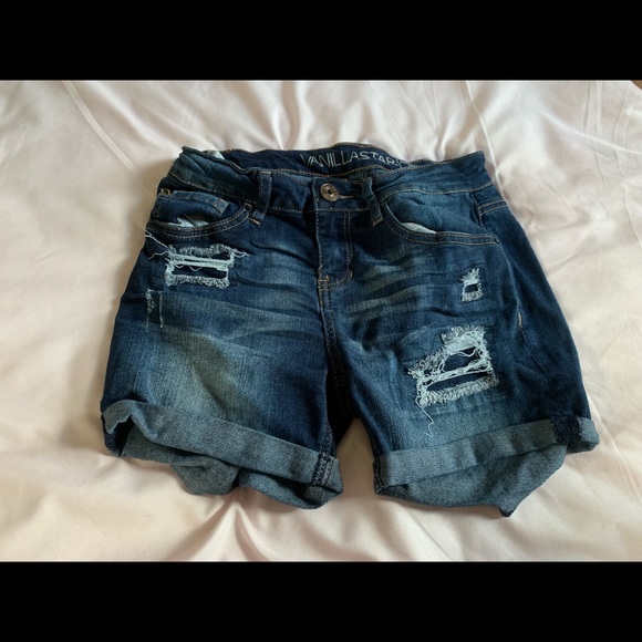 Cuffed distressed denim shorts - Picture 1 of 2